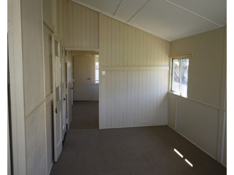 150 Torquay Road, Scarness QLD 4655