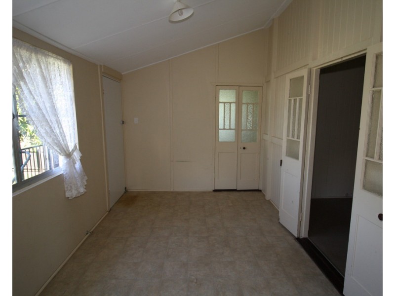 150 Torquay Road, Scarness QLD 4655