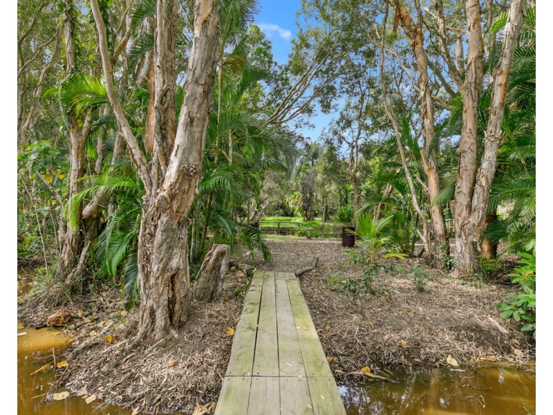 8B Jimilee Street, Dundowran Beach QLD 4655