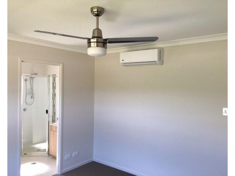 3 Lillee Court, Urangan QLD 4655