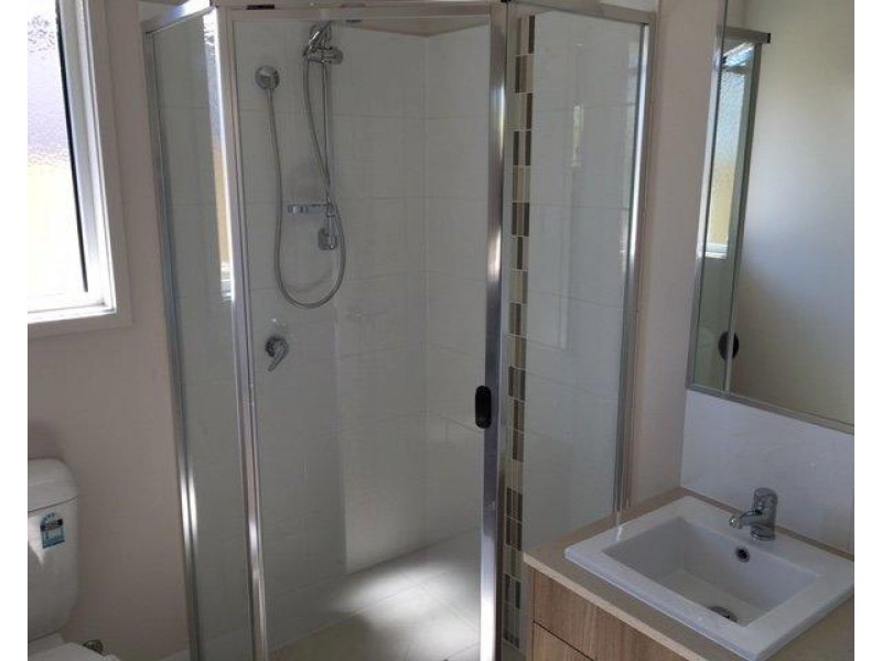 3 Lillee Court, Urangan QLD 4655