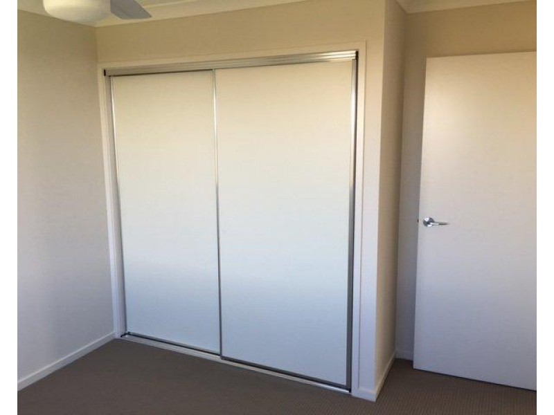 3 Lillee Court, Urangan QLD 4655