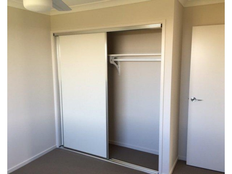 3 Lillee Court, Urangan QLD 4655