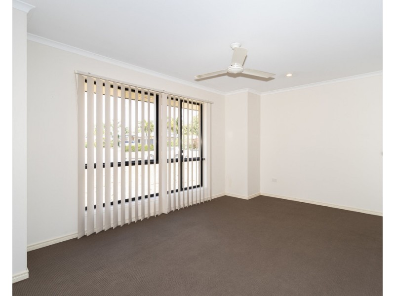 1 Northwest Bay Court, Wondunna QLD 4655