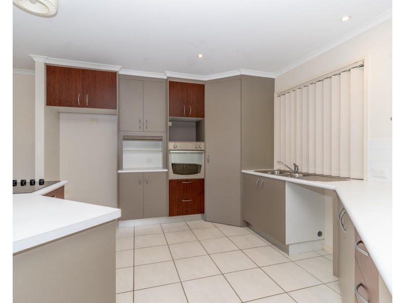 1 Northwest Bay Court, Wondunna QLD 4655