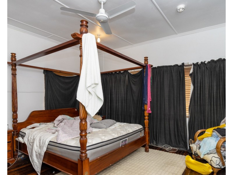 28 Esplanade, Point Vernon QLD 4655