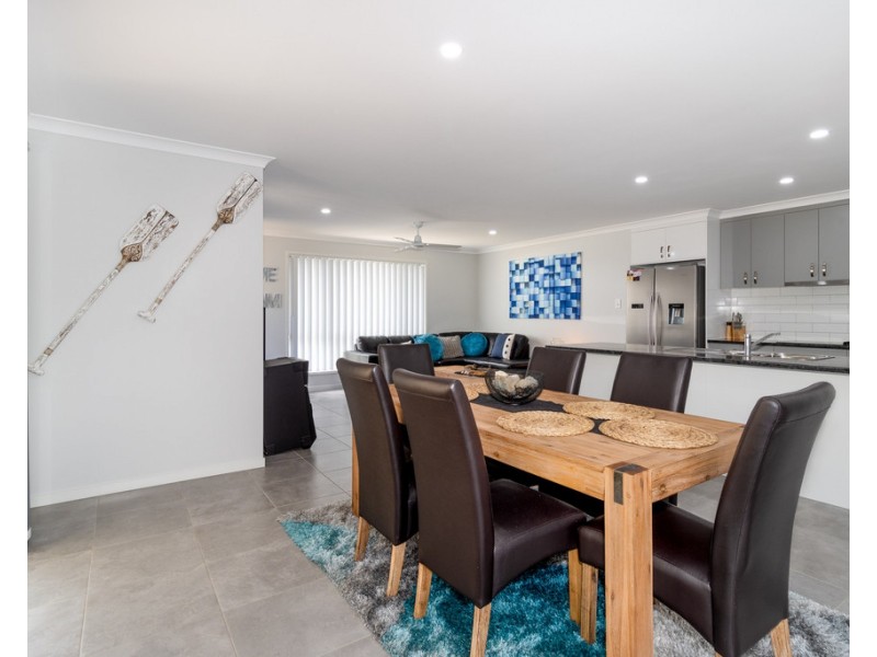 51 Halcyon Drive, Wondunna QLD 4655
