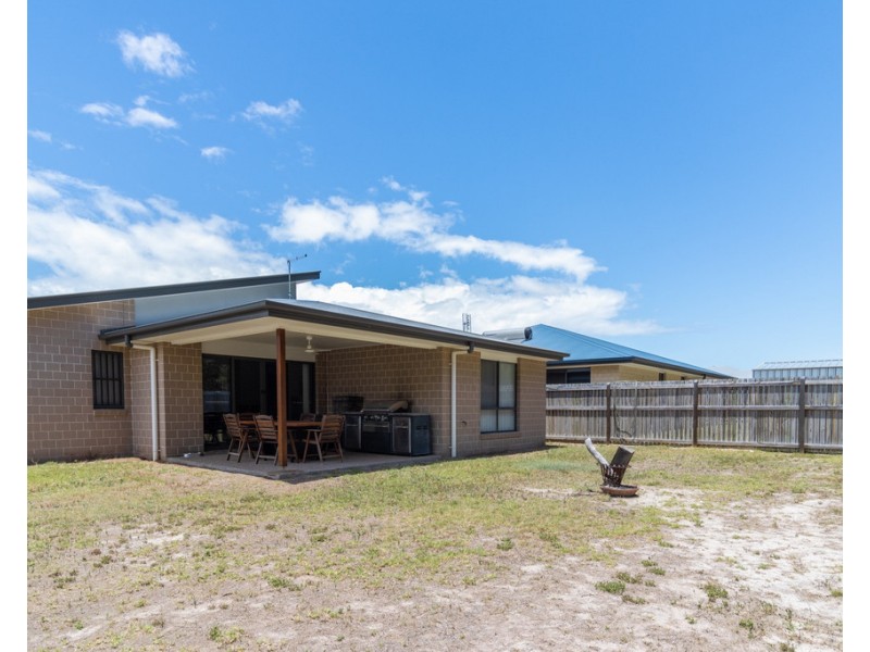 51 Halcyon Drive, Wondunna QLD 4655
