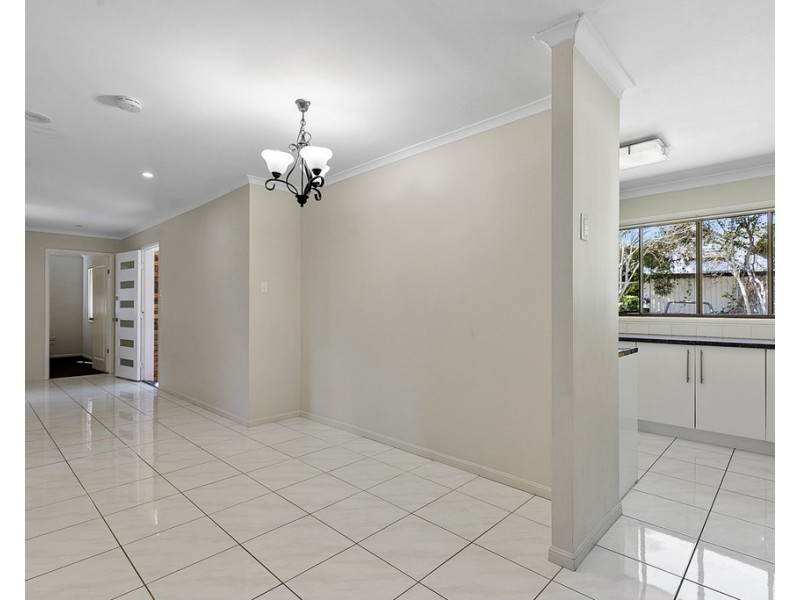 16 Raward Road, Wondunna QLD 4655