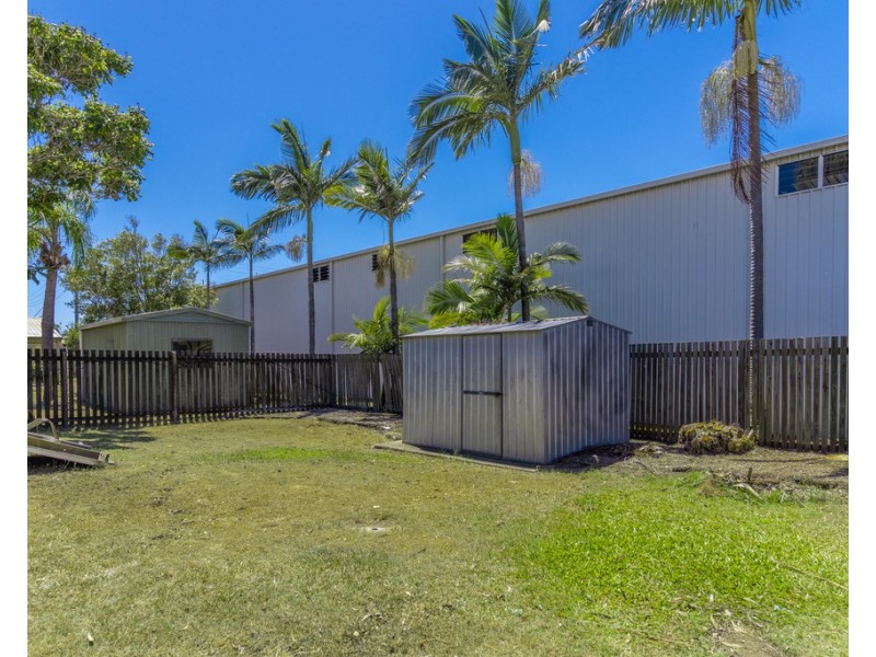 4 Picnic Street, Pialba QLD 4655
