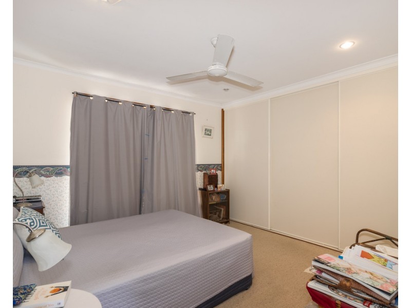 6 Picnic Street, Pialba QLD 4655