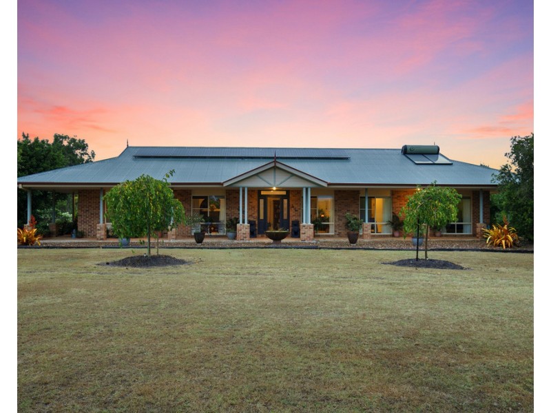 11 Green Acres Road, Dundowran QLD 4655