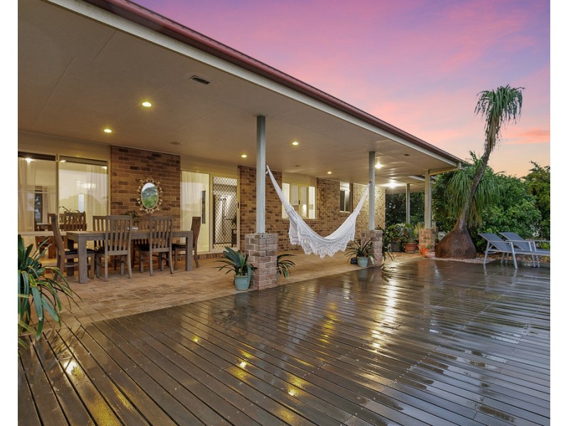 11 Green Acres Road, Dundowran QLD 4655