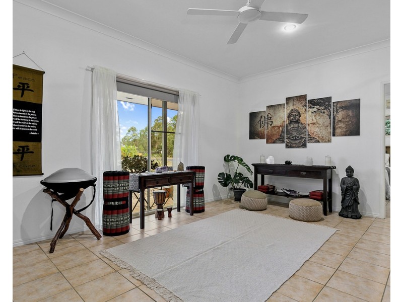 11 Green Acres Road, Dundowran QLD 4655