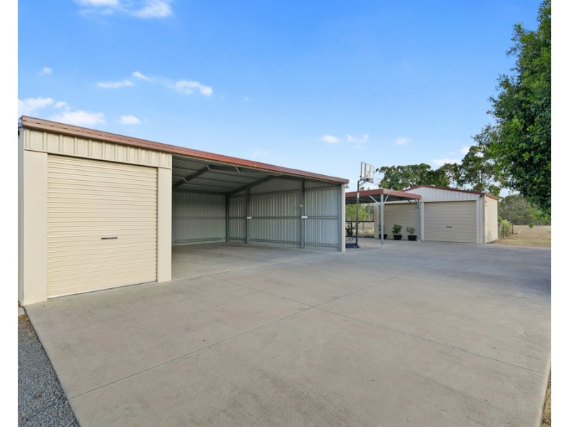 11 Green Acres Road, Dundowran QLD 4655