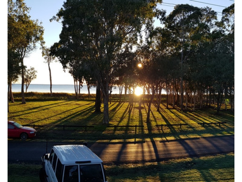 181 Burrum Street, Burrum Heads QLD 4659