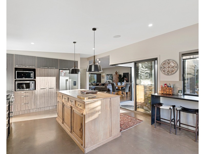 34 Dreamtime Avenue, Burrum Heads QLD 4659