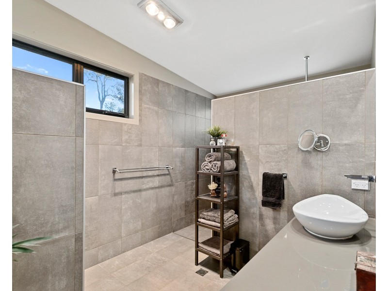 34 Dreamtime Avenue, Burrum Heads QLD 4659