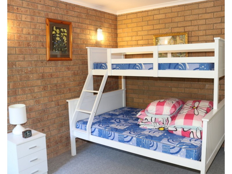 4/448 Esplanade, Torquay QLD 4655