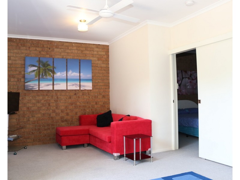 4/448 Esplanade, Torquay QLD 4655