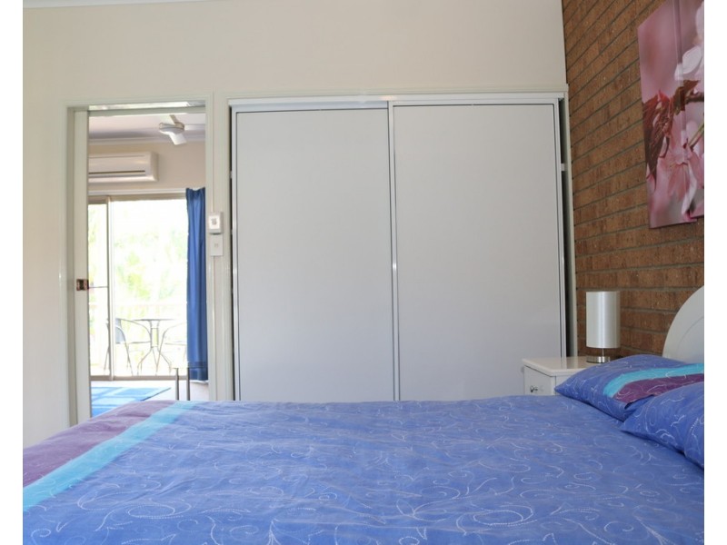 4/448 Esplanade, Torquay QLD 4655