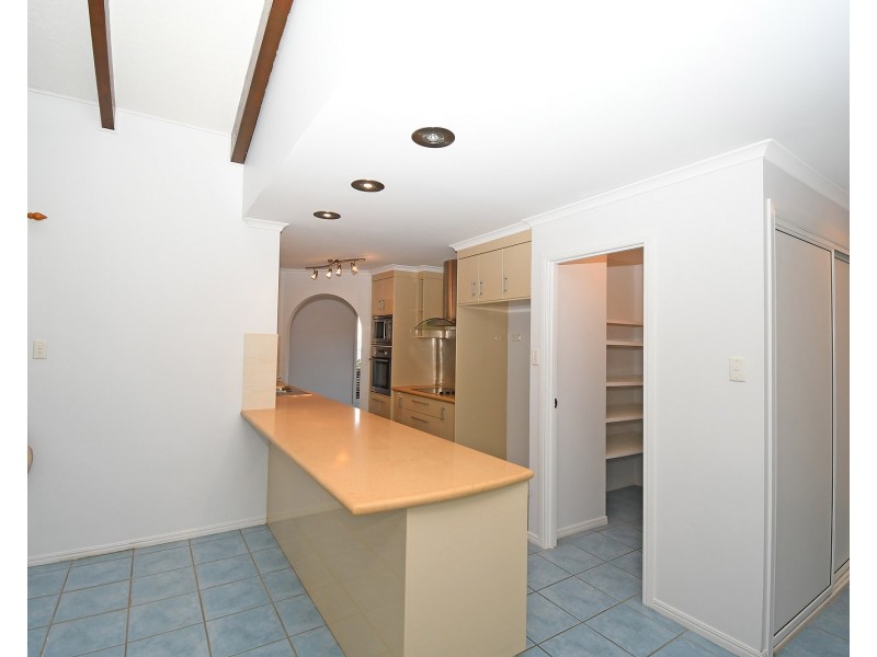 28 Melaleuca Cres, Kawungan QLD 4655