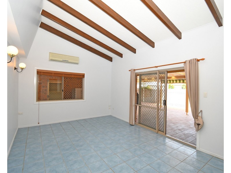 28 Melaleuca Cres, Kawungan QLD 4655