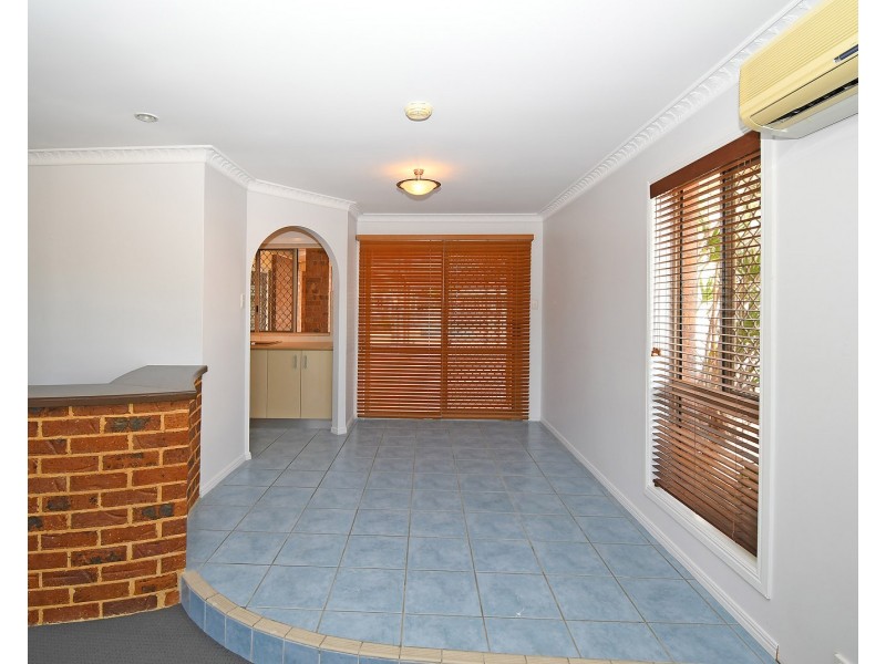 28 Melaleuca Cres, Kawungan QLD 4655