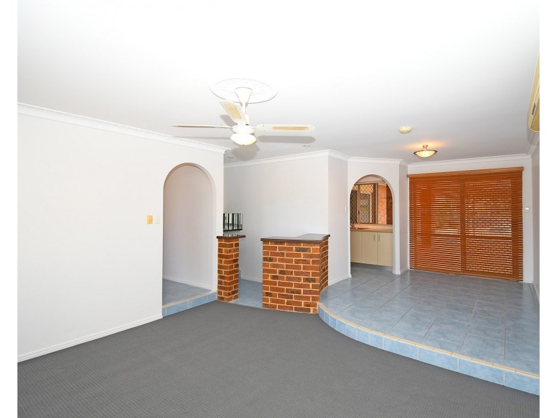 28 Melaleuca Cres, Kawungan QLD 4655