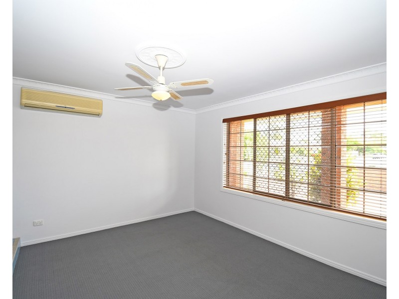 28 Melaleuca Cres, Kawungan QLD 4655