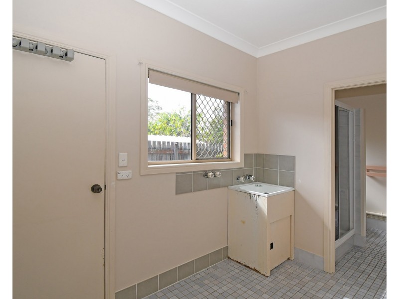 28 Melaleuca Cres, Kawungan QLD 4655
