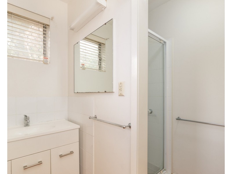 1/380 Esplanade, Scarness QLD 4655