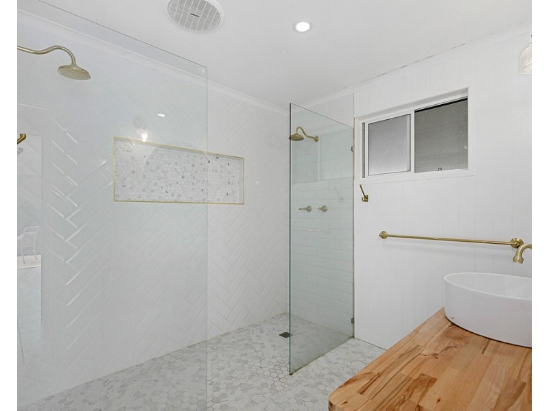 30 Wonga Street, Scarness QLD 4655