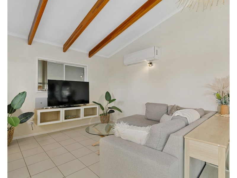 30 Wonga Street, Scarness QLD 4655