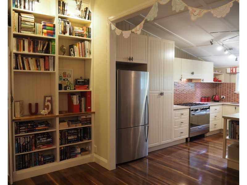 5 Honiton Street, Torquay QLD 4655