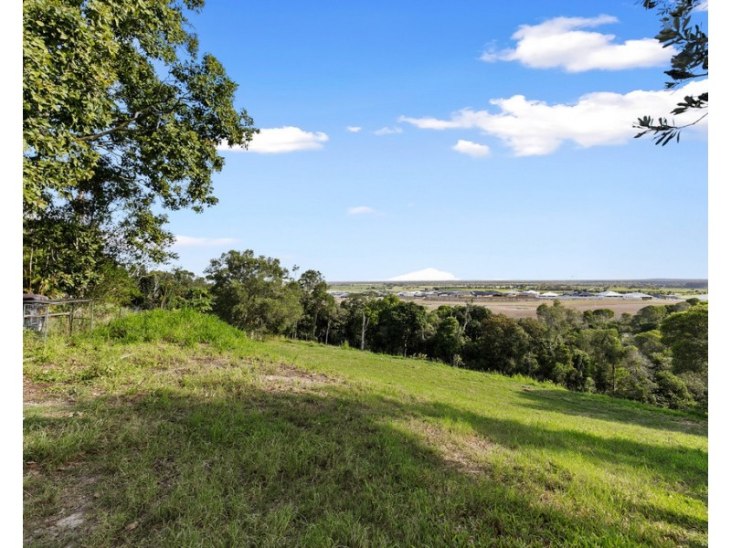 17 Awinya Court, Urraween QLD 4655