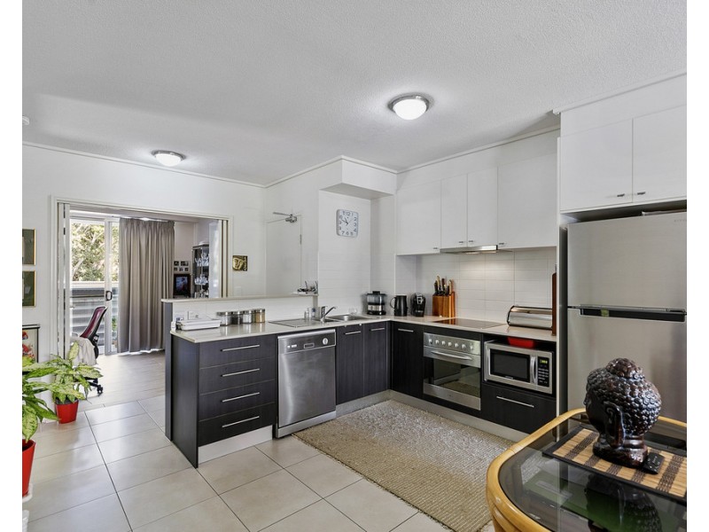 46/68 Pulgul Street, Urangan QLD 4655