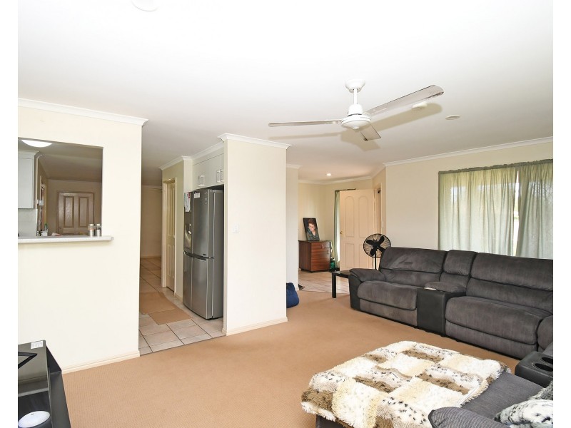 24 Thornbill Drive, Eli Waters QLD 4655