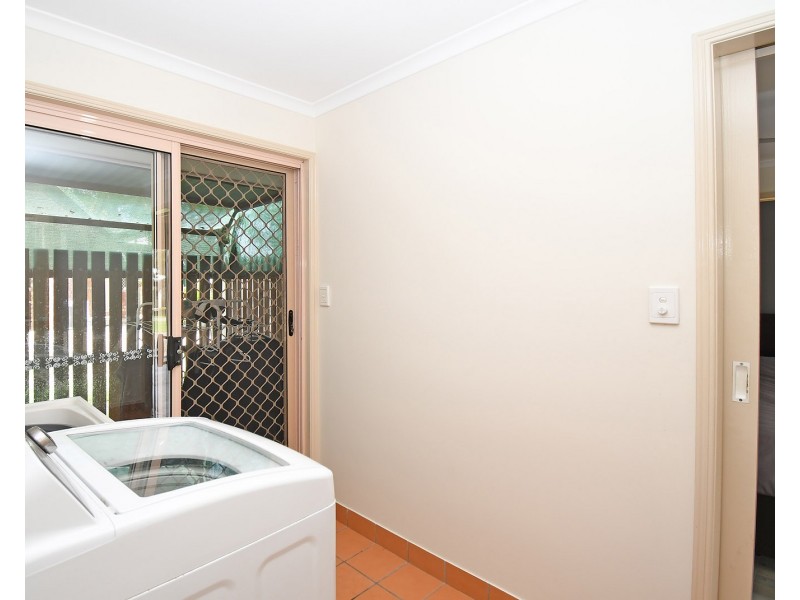 24 Thornbill Drive, Eli Waters QLD 4655