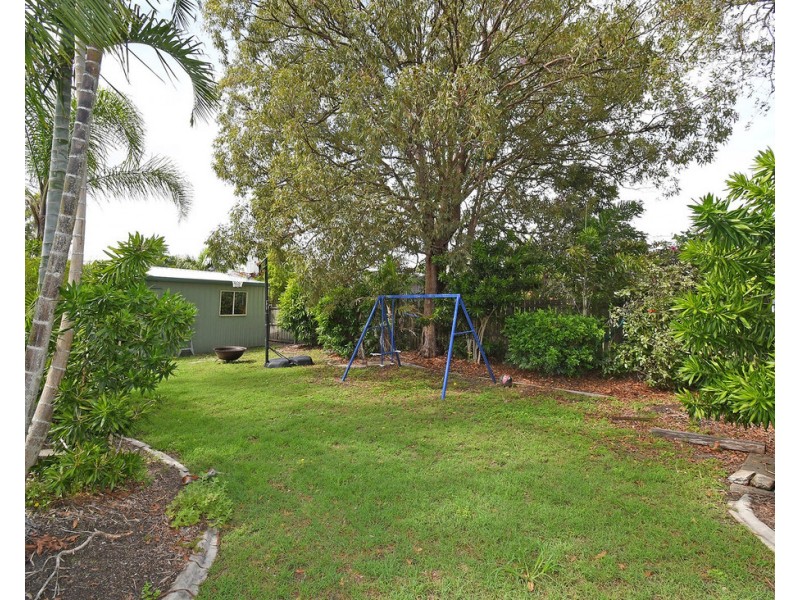 24 Thornbill Drive, Eli Waters QLD 4655