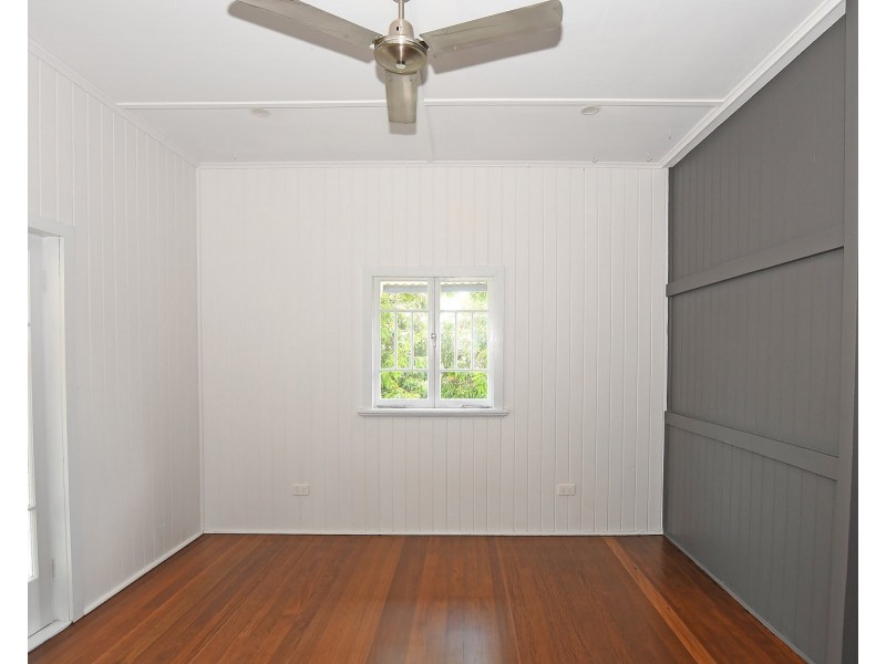 13 Gossner Street, Scarness QLD 4655