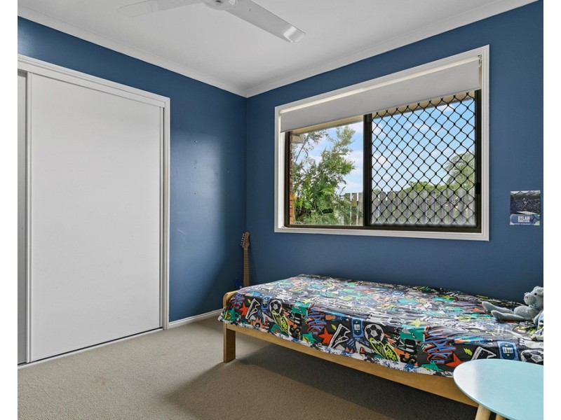 1 Alma Court, Urangan QLD 4655