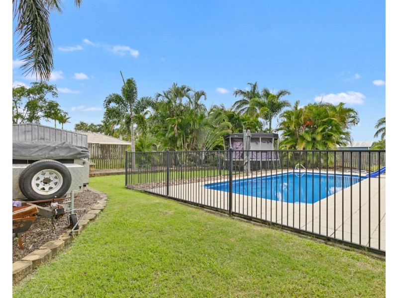 1 Alma Court, Urangan QLD 4655