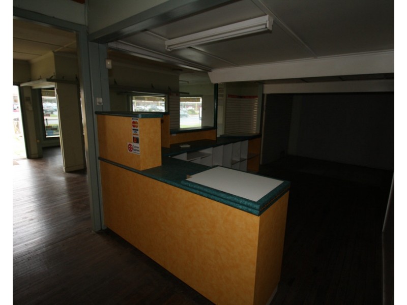 68 TORQUAY ROAD, Pialba QLD 4655