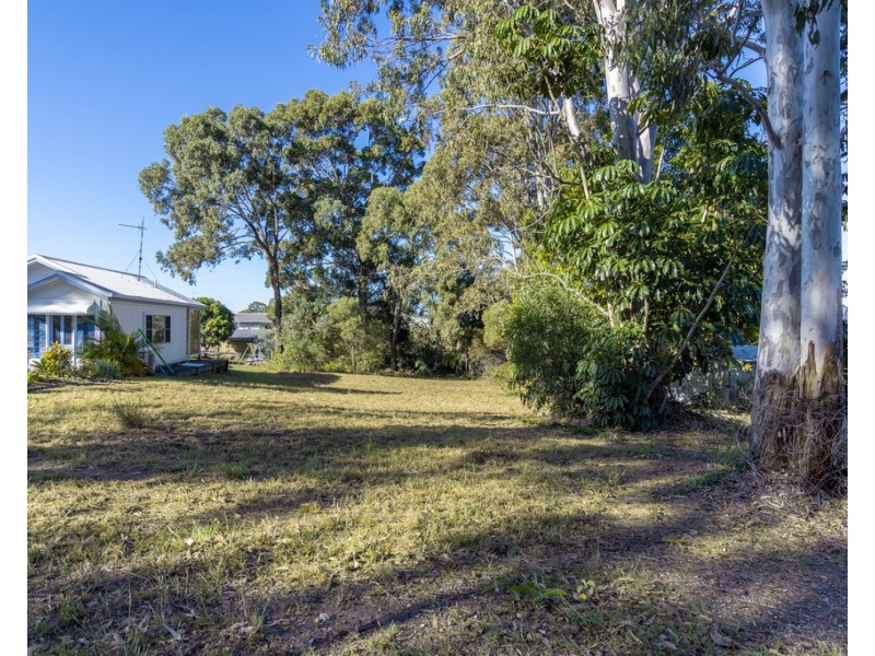 8 Turnstone Blvd, River Heads QLD 4655