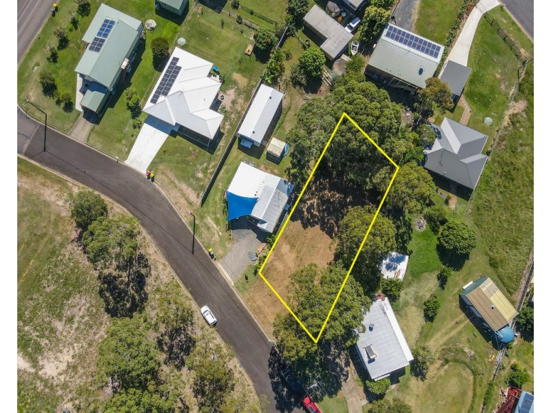 8 Turnstone Blvd, River Heads QLD 4655