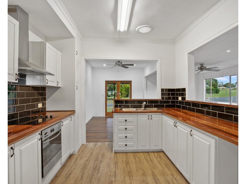 34 Pacific Drive, Booral QLD 4655
