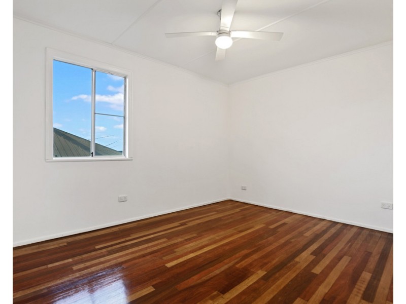 34 Pacific Drive, Booral QLD 4655