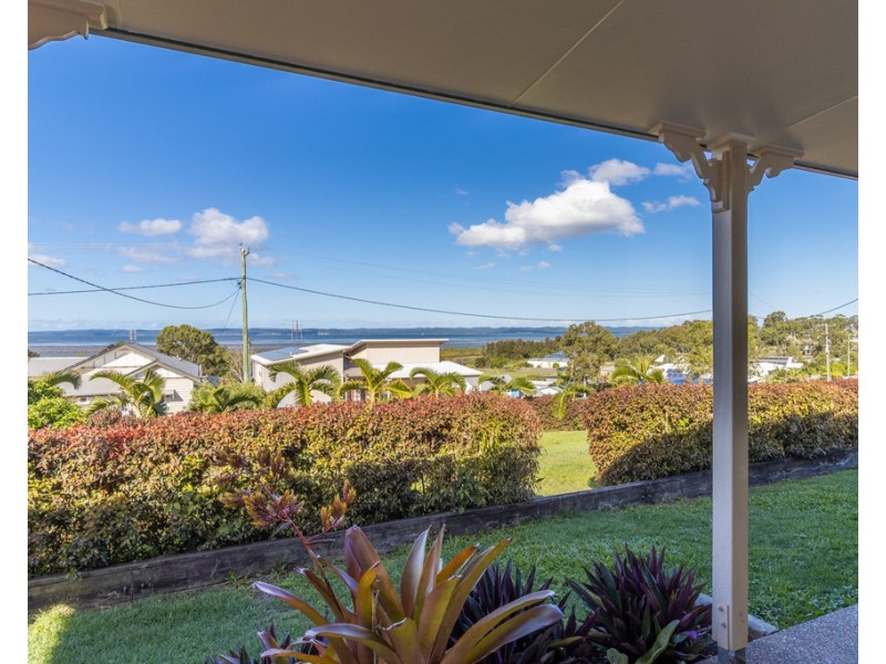 4 Teal Way, River Heads QLD 4655