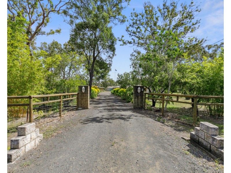 52 Pacific Haven Circuit, Pacific Haven QLD 4659